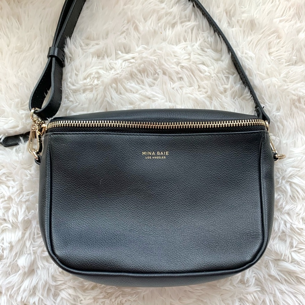 Mina Baie Leather Fanny Crossbody Bag - Picture 9 of 14